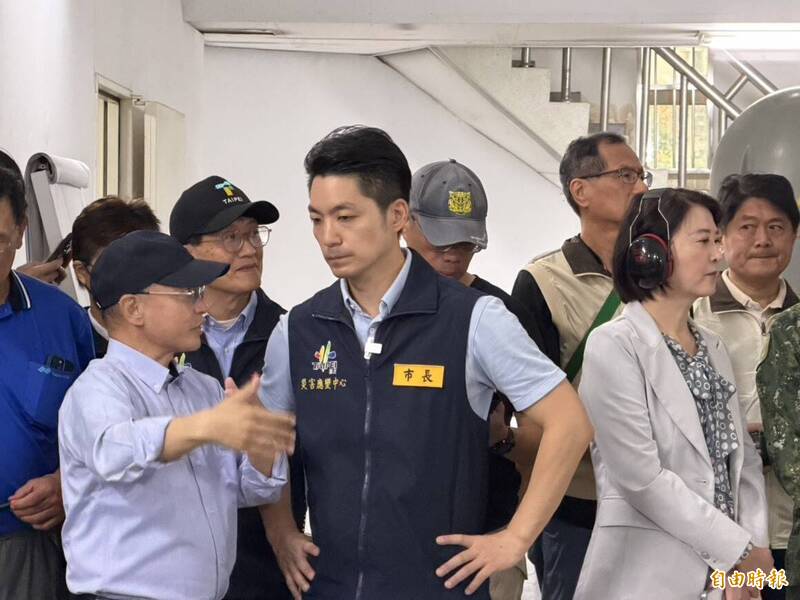 沈伯洋提股市與停班停課脫鉤 蔣萬安競辦反批:選市長連權責都不懂?