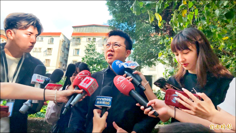 遭中共買凶攻擊 黃逸豪點名傅崐萁推修法