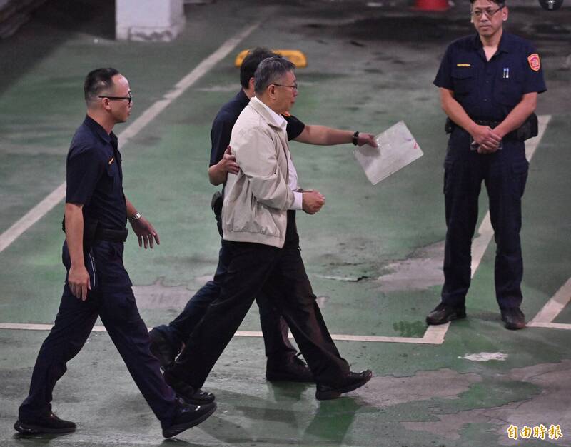 柯文哲酸沈伯洋「包裝太多」!詹凌瑀反嗆:先顧好自己的官司