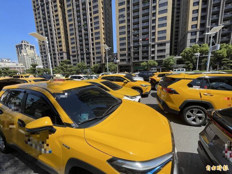 叫車平台也要納管了!交通部預告修正「計程車客運服務業申請核准經營辦法」