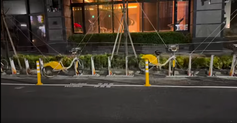 Ubike竟成「飛天車」 網驚:梧棲風超大