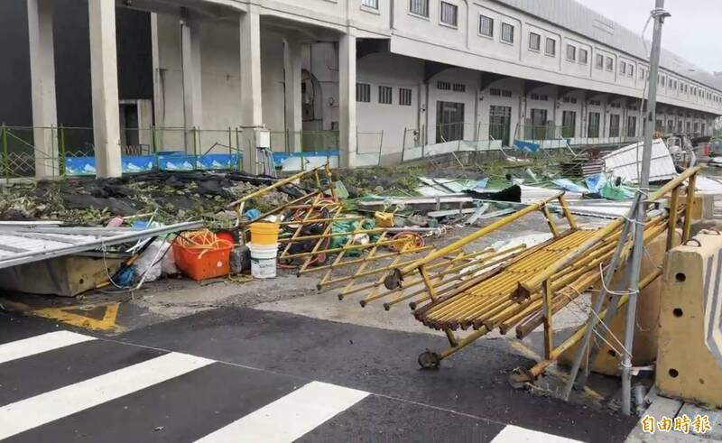 基隆颳12級強陣風災情破300件 4000戶停電