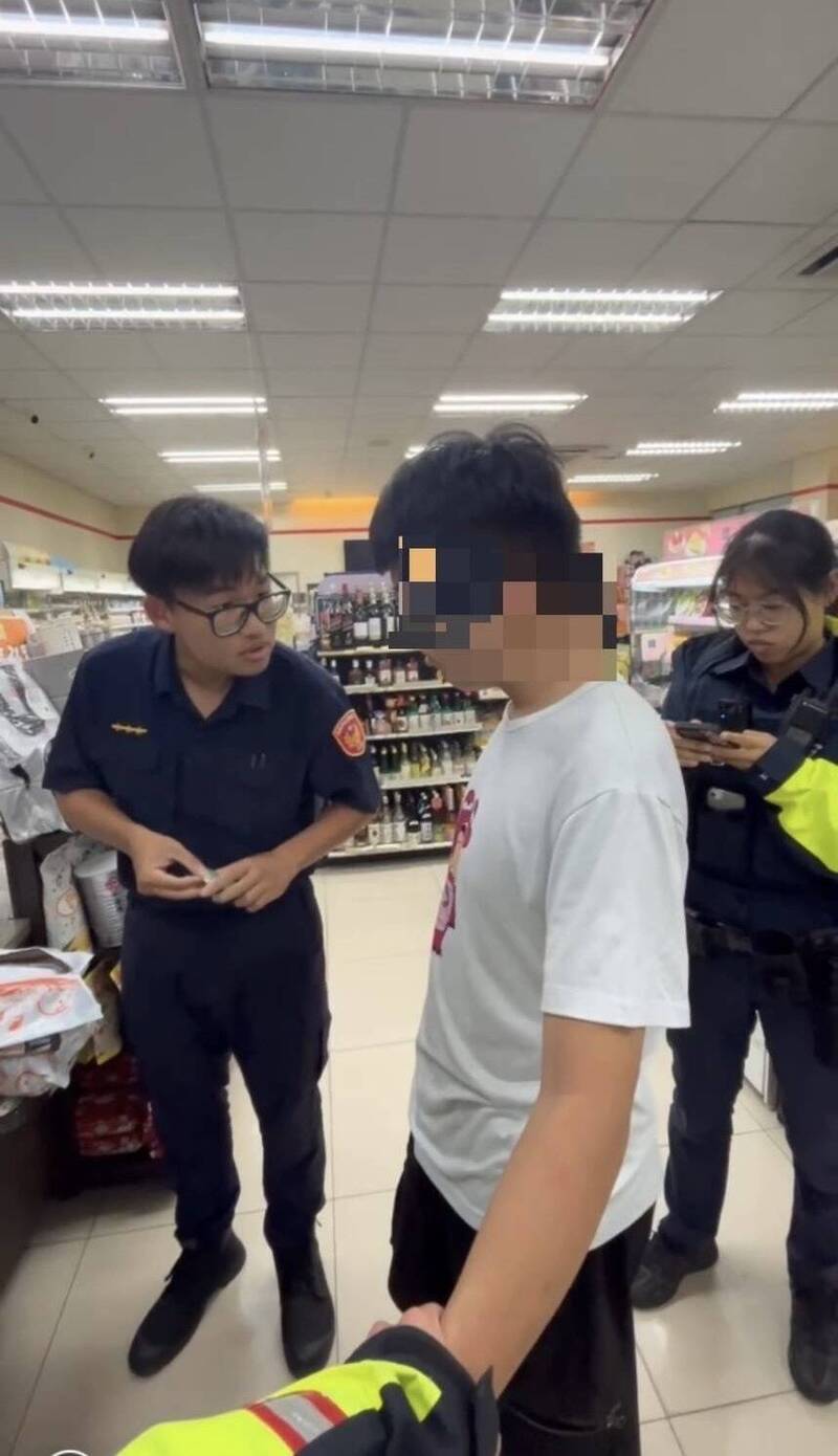 假求職騙金融卡!詐團颱風天派員領包裹 嘉市警連逮2車手