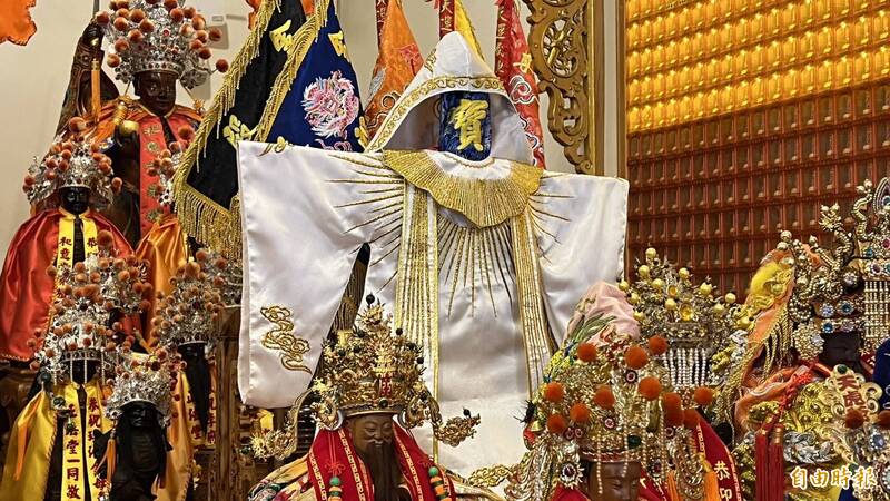 跨界融合 台南和意堂展出五旨法器、寶光尚方寶劍