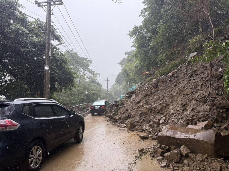 五峰122線、尖石120線主要道路受阻 竹縣府籲避免進入山區