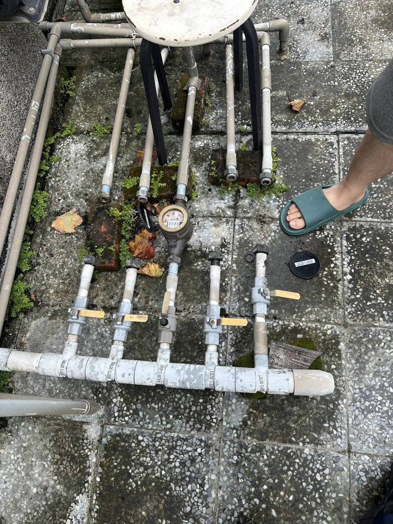 薔琵來襲期間連偷9顆水表變賣 2竊賊被逮搜出喪屍煙彈