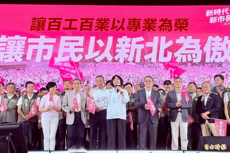 用「台南車站鋼琴」喻政府 蘇巧慧:撐出空間資源 百工百業精彩演出