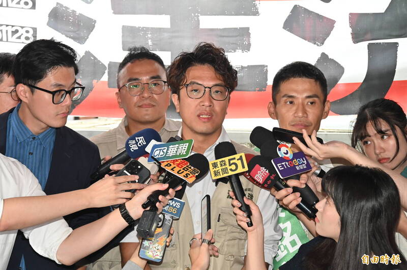 認為蔣萬安「口才是好的」 沈伯洋:幕僚談參準備不充分會害到他