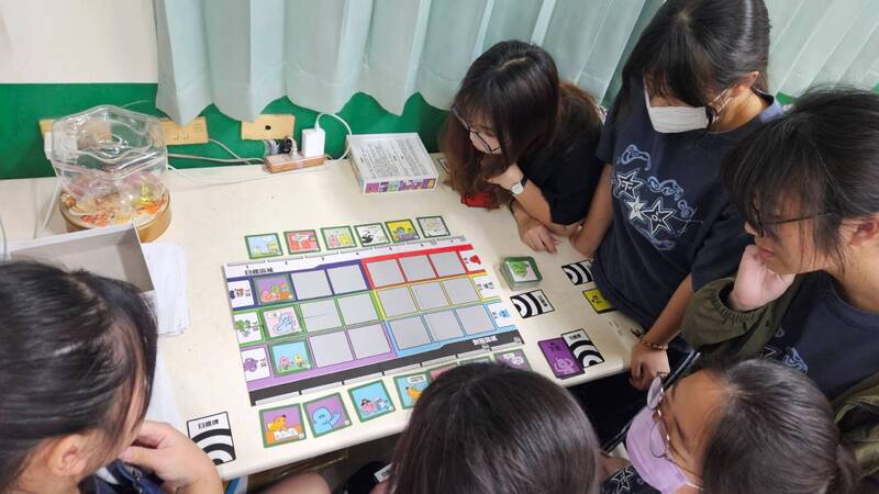 從粉絲文化到網戀模擬器 教育部強化AI假訊息辨識能力