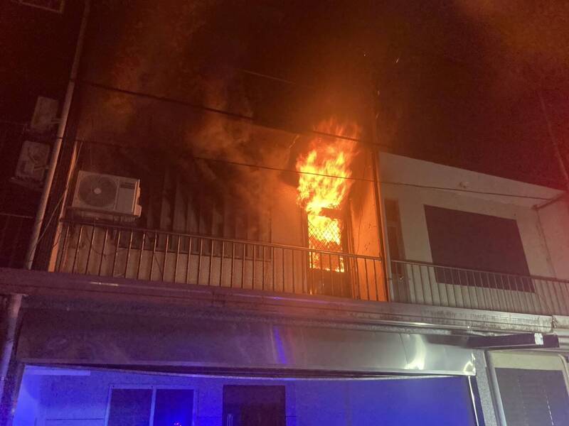蘇澳透天厝疑遭縱火陷火海 屋主兒子裸奔逃出被警帶回調查