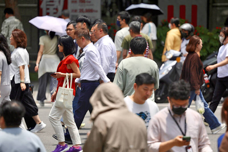 《TAIPEI TIMES》 Retiring workers set to outnumber youth 2-to-1: NDC