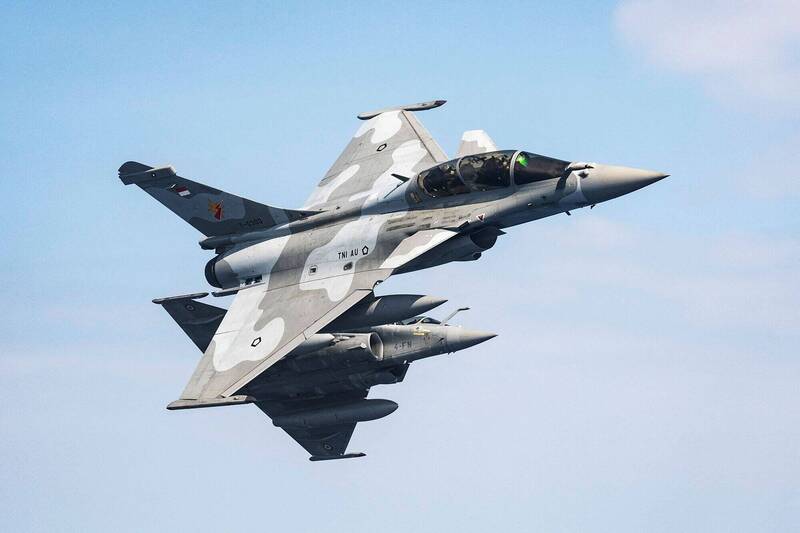 補位川普防衛缺口!法國建構歐洲新核保護傘 飆風戰機攜核彈劍指俄羅斯