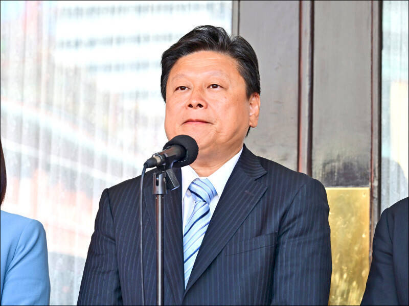 修法讓大陸人士得參選總統? 傅崐萁提告
