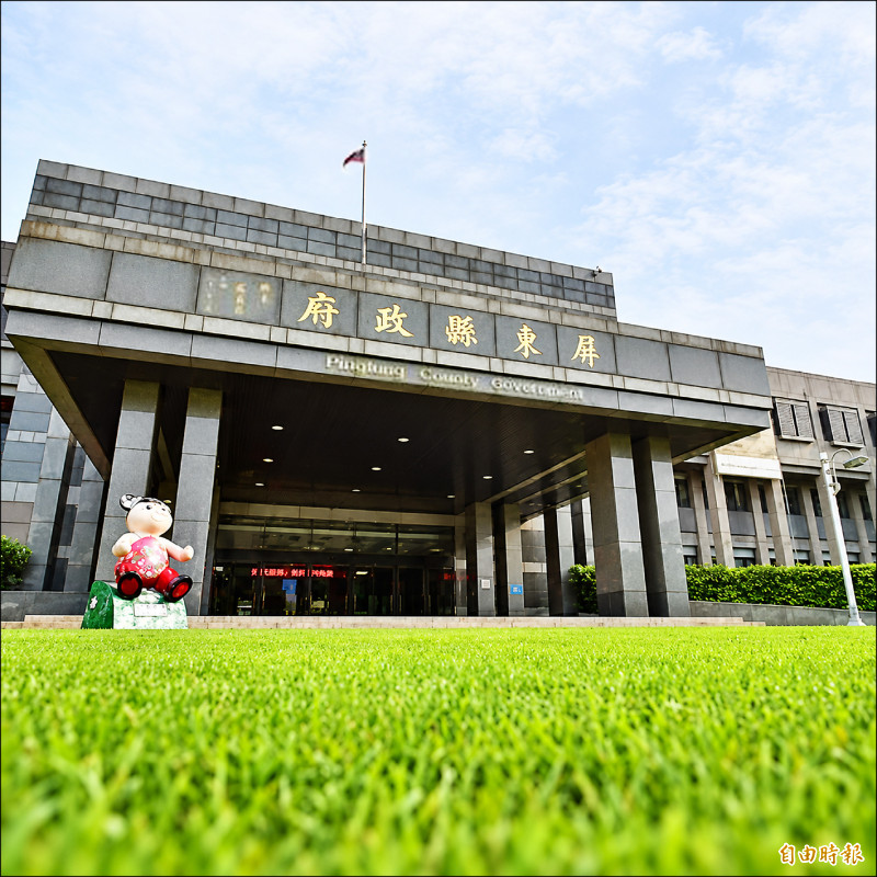 屏東一國小師2度帶刀進校 校長:「有學生受傷再報警」