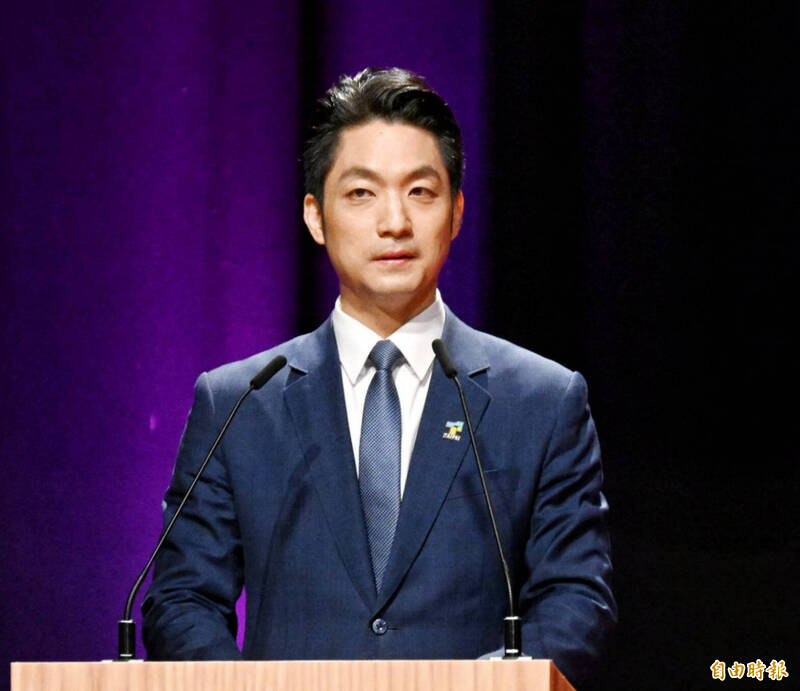 台北市長辯論》蔣萬安開砲沈伯洋「空喊口號」「很得意」對手嘲諷政績