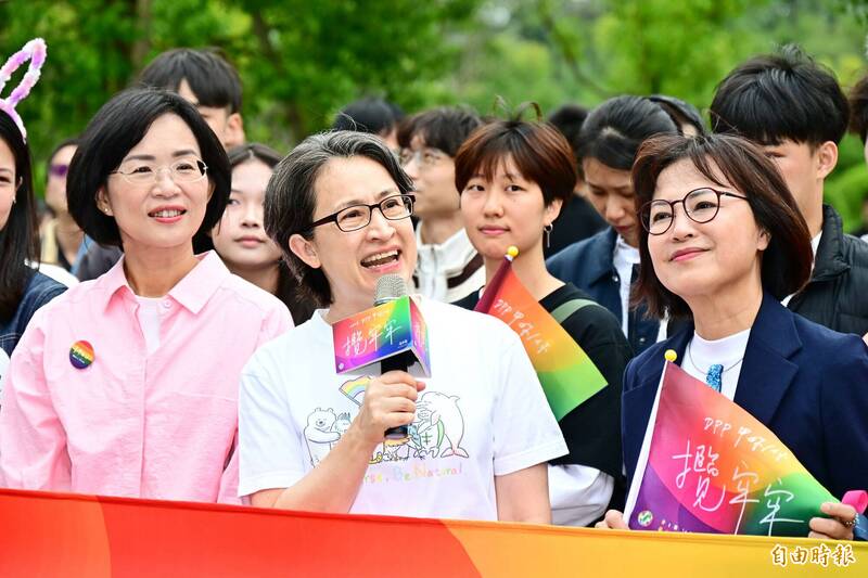 台灣同志遊行登場 蕭美琴:這條路還需大家繼續並肩前行