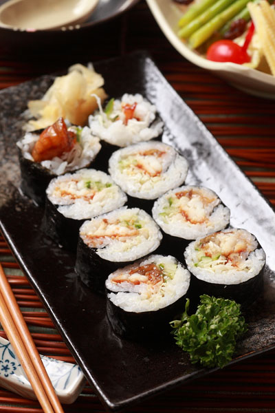 油脂厚、色澤佳炙燒鮭魚肚 舞鶴壽司