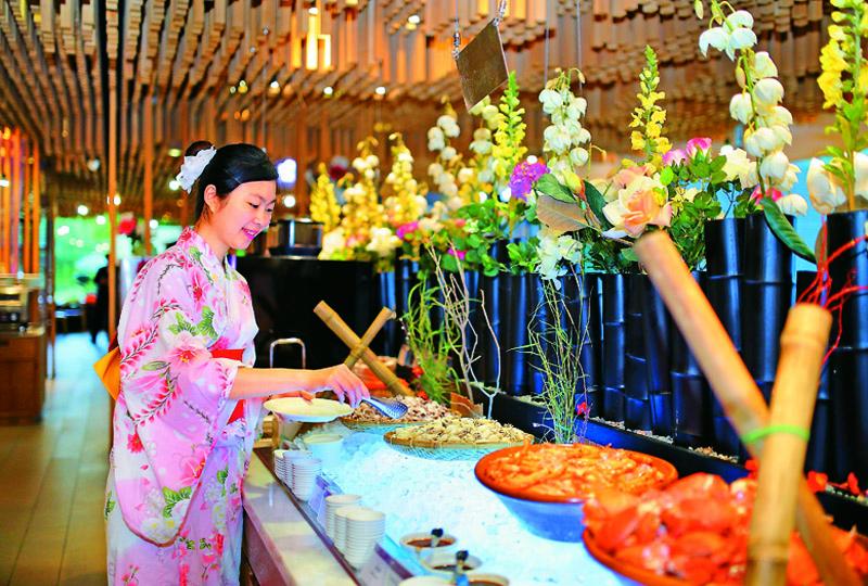 想要穿和服用餐也沒問題，餐廳的竹子造景是必拍場景。