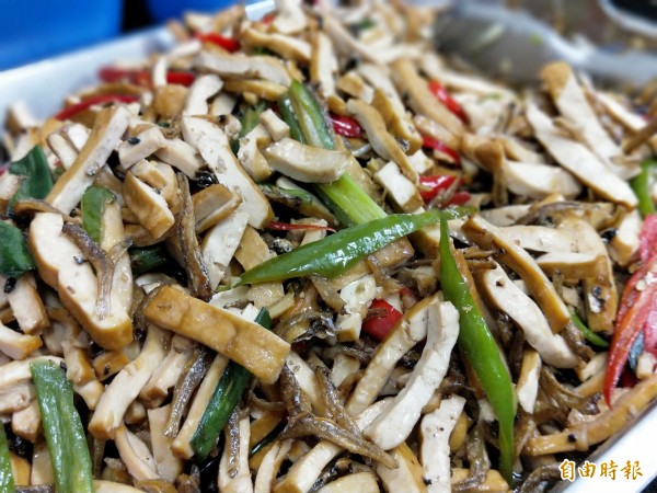 小菜也是讓人食指大動。（記者何玉華攝）