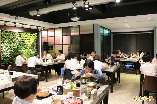 天天吃好料》苗栗頭份綠辣椒火鍋 「吃到幸福好滋味」 天天吃好料》苗栗頭份綠辣椒火鍋 「吃到幸福好滋味」