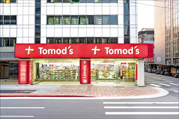 目前全台共有41家門市的Tomod’s，週週上架百件新品供民眾選擇。（Tomod’s提供）