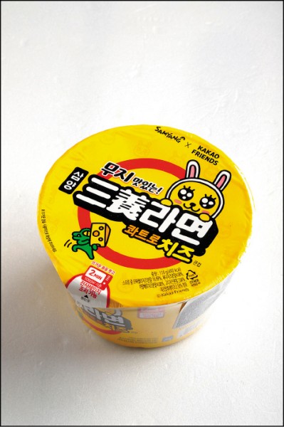 Kakao元祖起司風味拉麵（碗麵）／69元（記者陳宇睿／攝影）