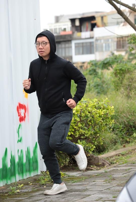 餓著肚子跑步，可能會因為低血糖而暈倒。（記者陳宇睿／攝影）