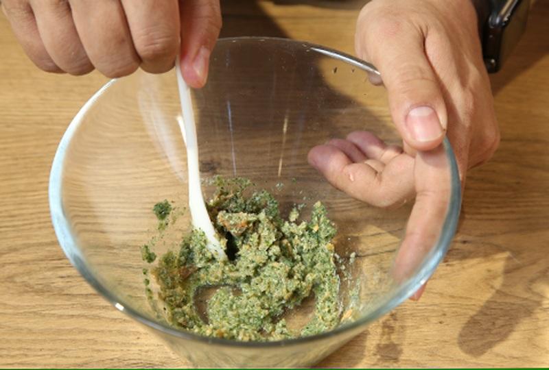 海味冰沙粽步驟1（記者沈昱嘉／攝影）