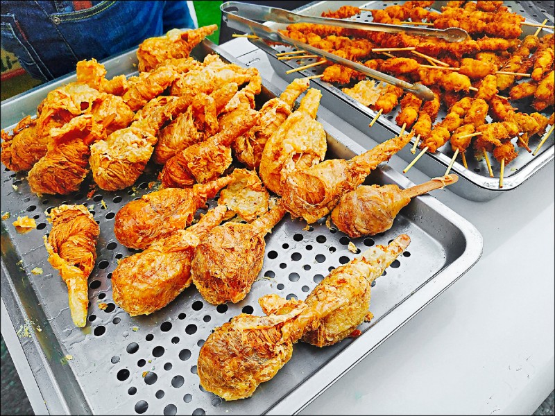 連台味鹹酥雞、炸物也有素版本！（圖片提供／緹兒蔬食夢）