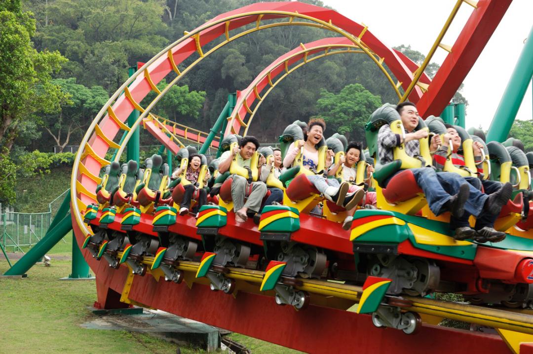 劍湖山只要2人同行憑悠遊卡入園即可享有49折的優惠。（圖／截自劍湖山粉專）