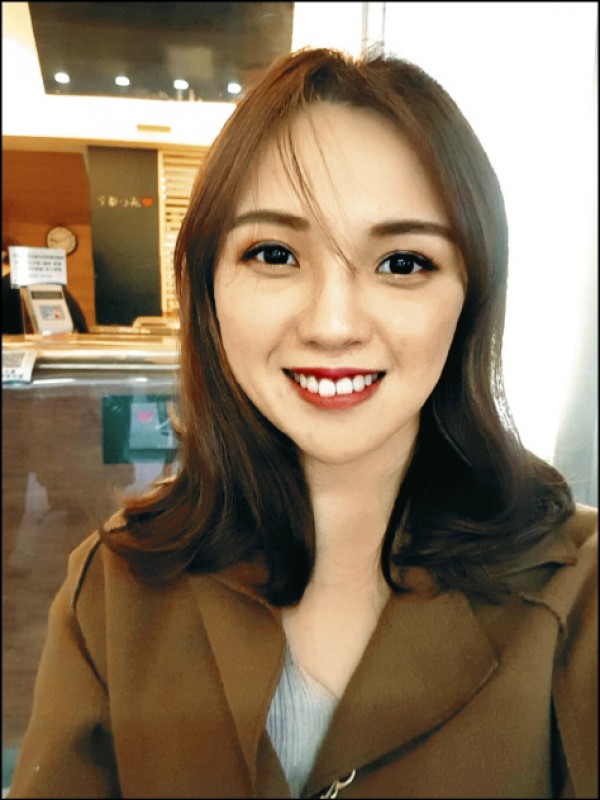 Jessica／美甲沙龍店長，經營ViviDay Salon 貝貝日美甲美睫工作室逾3年，每年都會至韓國進修美甲保養等相關課程。（圖片提供／Jessica）