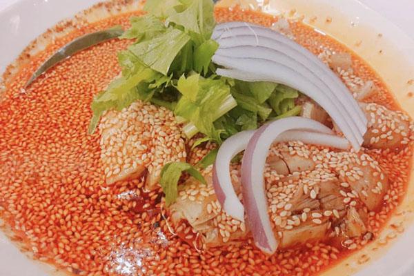 椒麻噴香最開胃！饕客激推「10間川菜餐廳」還有台北最好喝的砂鍋雞湯！