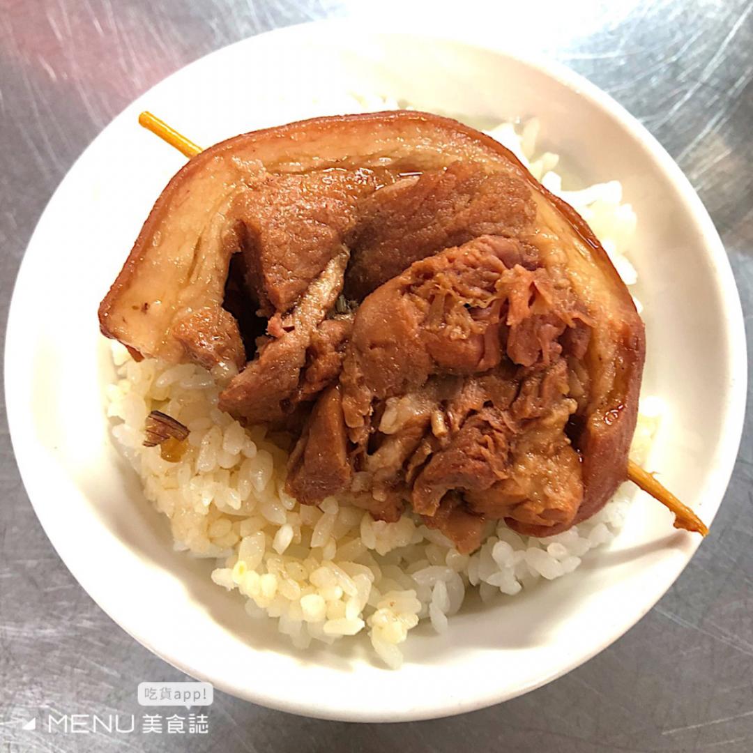 現炸5元小饅頭、每日限量肉燥飯！台中第二市場10間小吃美食＋伴手禮特搜