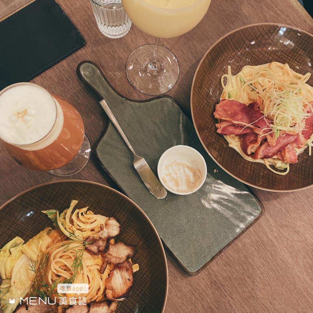 週末小酌 7 間特色餐酒館推薦！隱藏菜單咖哩飯、冰淇淋蘋果派Chill吃美食