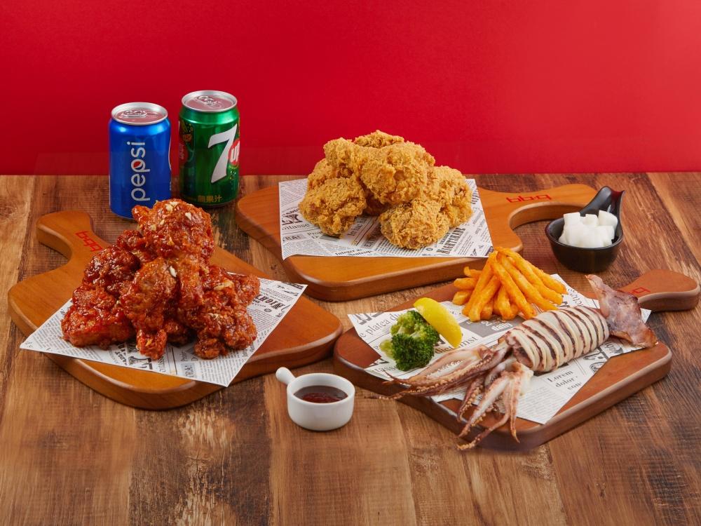 bb.q CHICKEN3月29日起至5月1日推出「童樂慶套餐」優惠套餐，身份證字號對中669，再享669元優惠。（圖／bb.q CHICKEN提供）