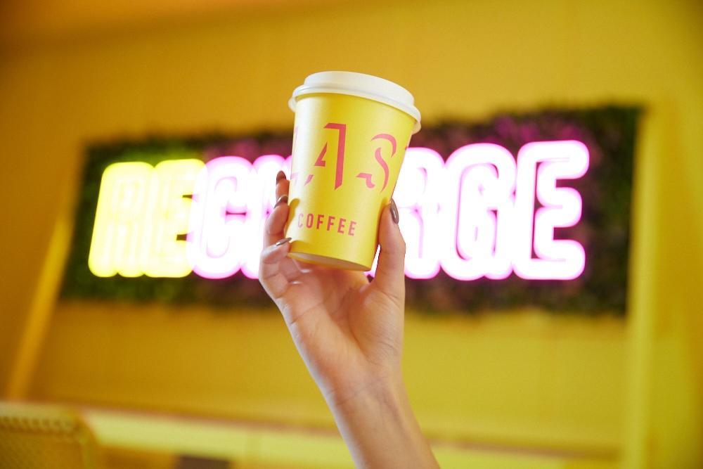 FLASH COFFEE推出指定8品項買一送一。（圖／FLASH COFFEE提供）