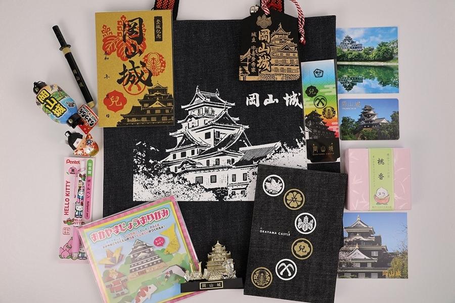 岡山城與桃太郎周邊商品。（圖片提供／岡山市台灣推廣事務所）