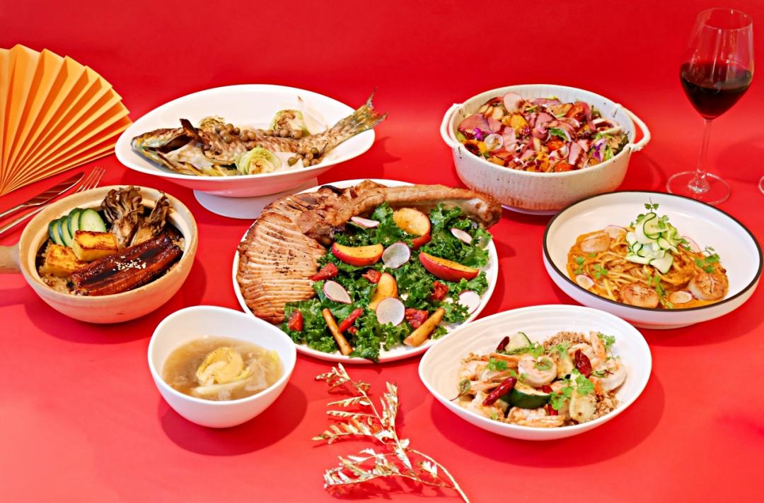 TOK盡興食光「鴻運龍Stay年菜套餐」每人1,680元，提供雙人或四人套餐組。（圖／品牌提供）