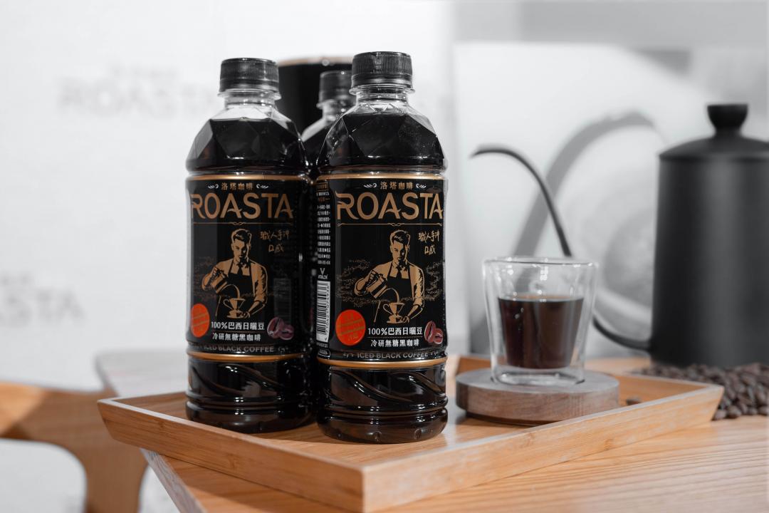 新銳咖啡品牌「ROASTA咖啡」堅持以「職人手沖口感」挑戰瓶裝咖啡的新高度。（圖／品牌提供）