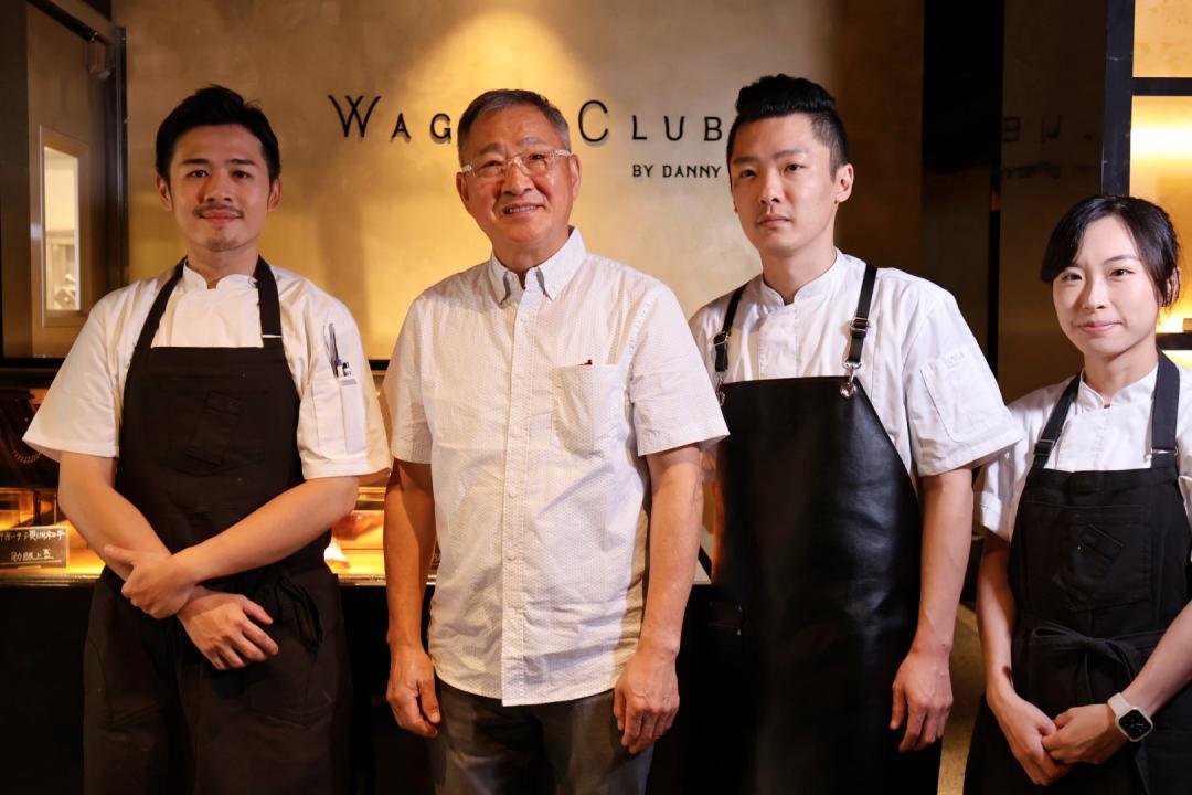 WAGYU CLUB團隊，由左起為研發主廚劉子豪Leo、牛排教父鄧有癸、侍肉師張修毓、甜點師傅黃韋嘉Iverine。（圖／記者郭宣暄攝）