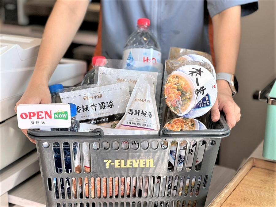 7-ELEVEN外送業者入口平台「OPEN NOW」有foodomo、Uber Eats、foodpanda 3大外送品牌，提供2到5公里內的外送、自取服務。（圖／超商提供）