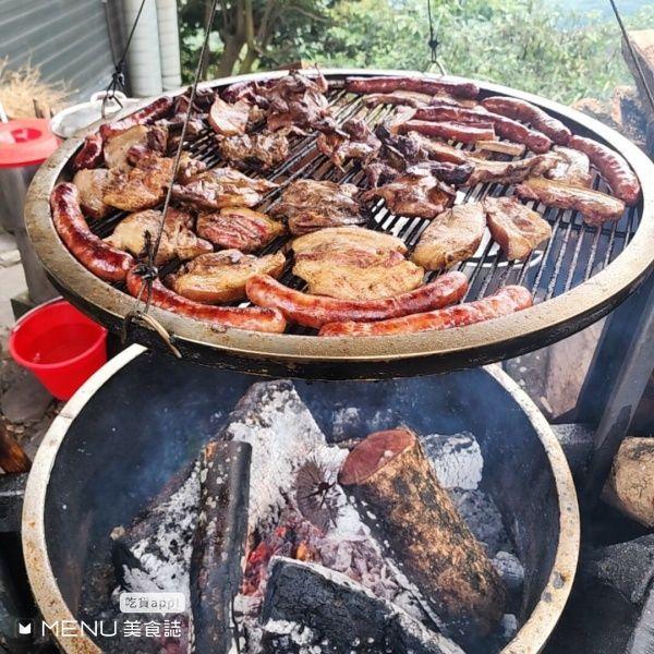 阿里山秘境避暑享美食！鐵道旁喝手沖咖啡、景觀餐廳嘗原住民料理超愜意