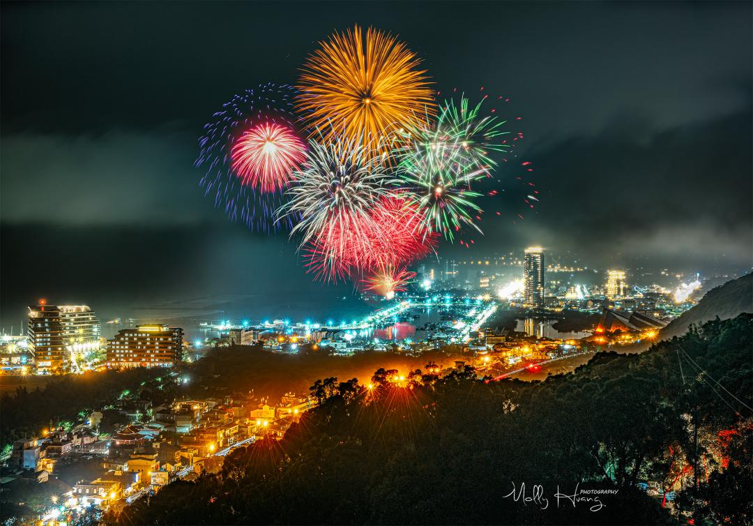 「2024頭城煙火節」將在9月27日、9月28日連續兩天登場。（圖／IG@molly888666提供，圖為去年活動照）