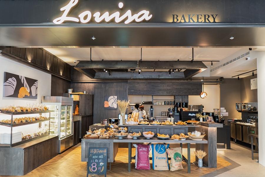 路易莎全新品牌「Louisa Bakery」特色麵包門市進駐大巨蛋遠東Garden City B2 花園綠廊5號店面。（圖／品牌提供）