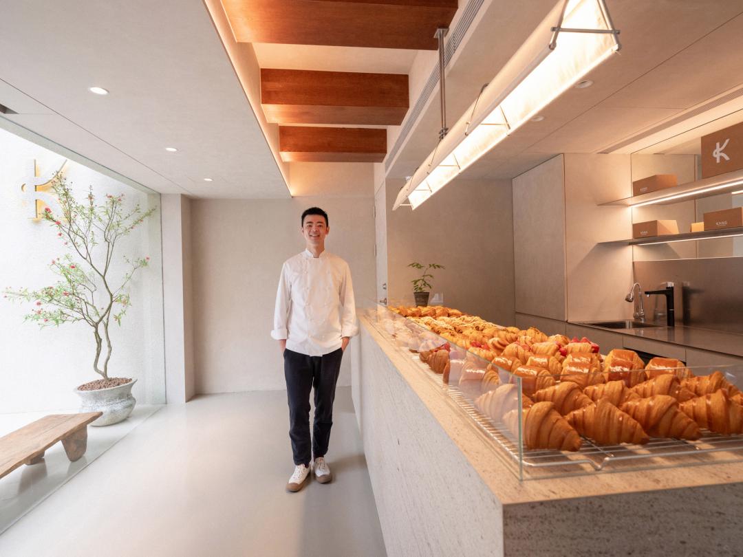 主廚以己之名開設「KANG Artisan Bakery」，以「Less is more」為設計理念，打造精緻的烘焙坊。（圖／品牌提供）