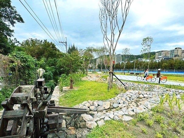 台北２大綠色秘境！北投全新自行車道迎稻浪、內湖林間小木屋賞蜻蜓