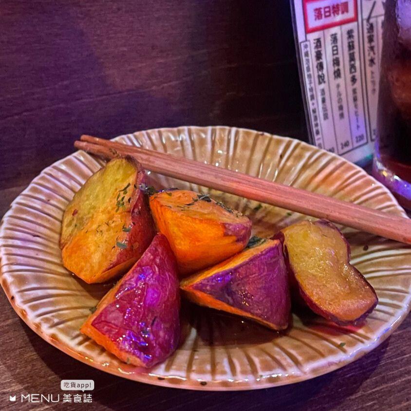 台中美食６間口袋名單！深夜排隊生魚片CP值爆表、這間現榨果汁加珍珠免費