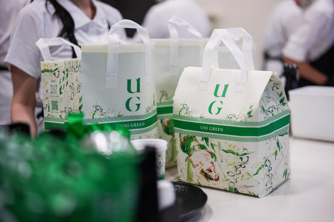 不限金額購買飲品，每人即贈品牌保冷袋乙個。（圖／品牌提供）
