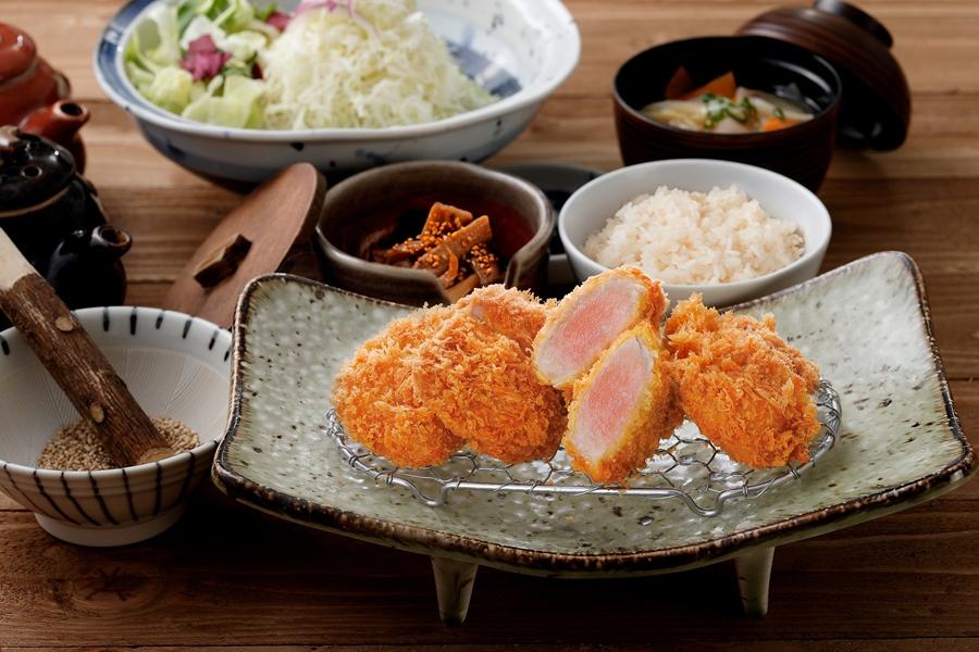 平埔黑豚腰内豬排套餐470元。（圖／品牌提供）