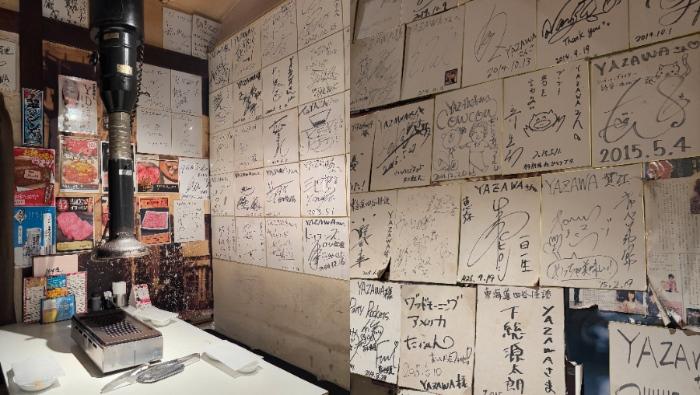 東京必吃燒肉隱身下北澤！周杰倫也多次朝聖和牛美味、明星簽名牆超狂